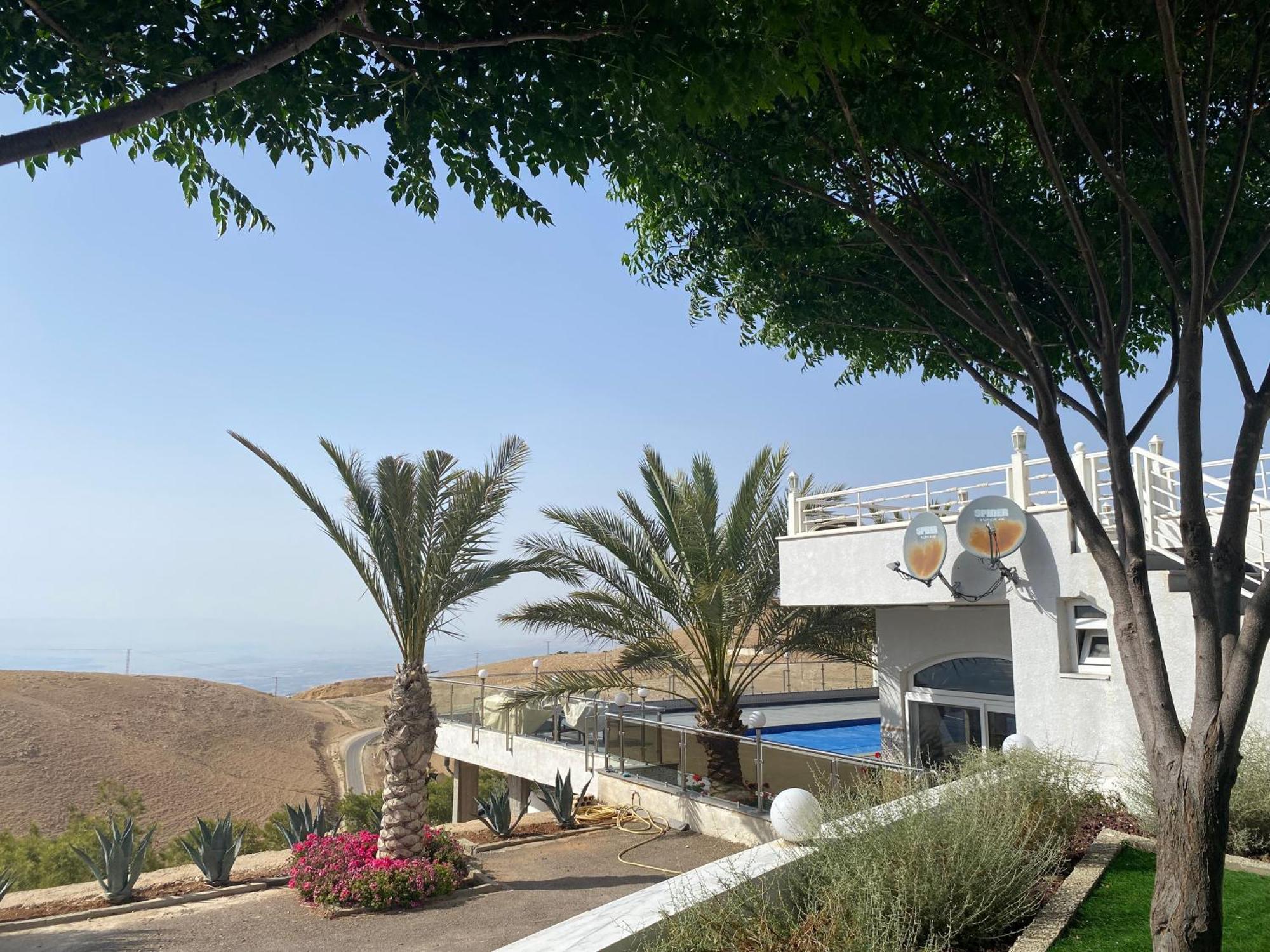 Golden Rays Chalet Madaba Buitenkant foto